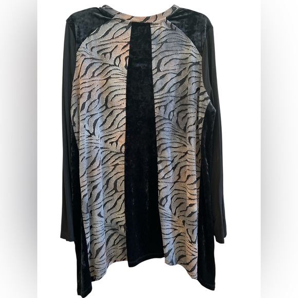 LOGO Lori Goldstein Velvet Panel Zebra Print Tunic Top XL Lagenlook Boho Artsy - Picture 2 of 7